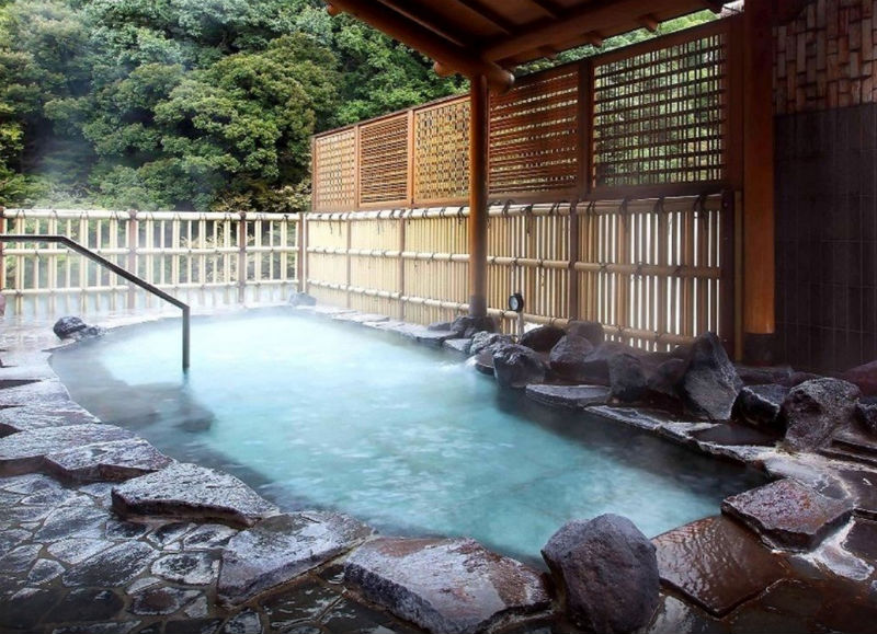 Hakone.jpg
