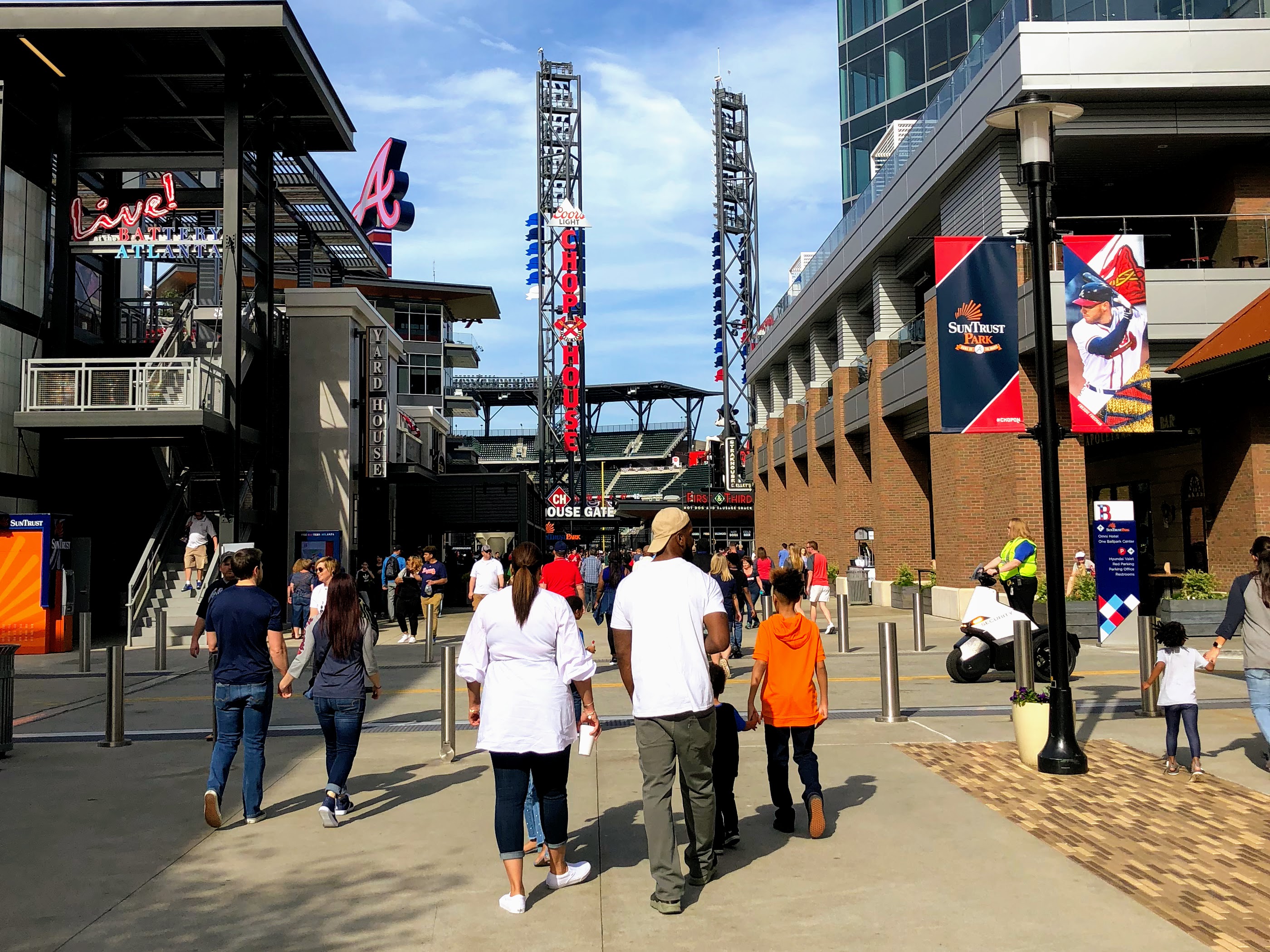 SunTrust Park and The Battery Atlanta are just a short drive from the city. (photo credit: @sdenisebelle)