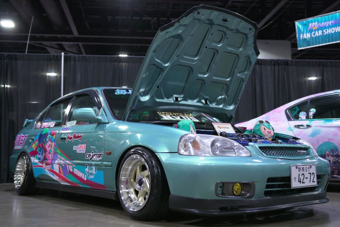 momocon-car.JPG